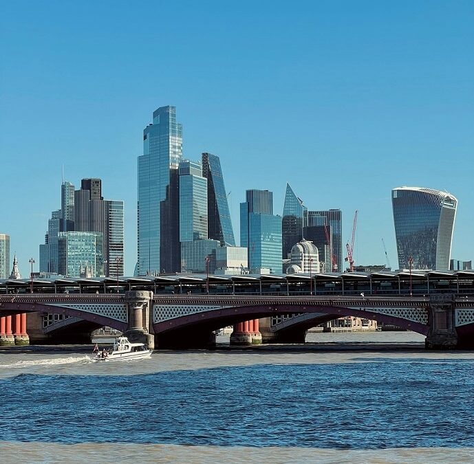 Choosing the Right Country to Study Abroad: A Practical Guide for Students